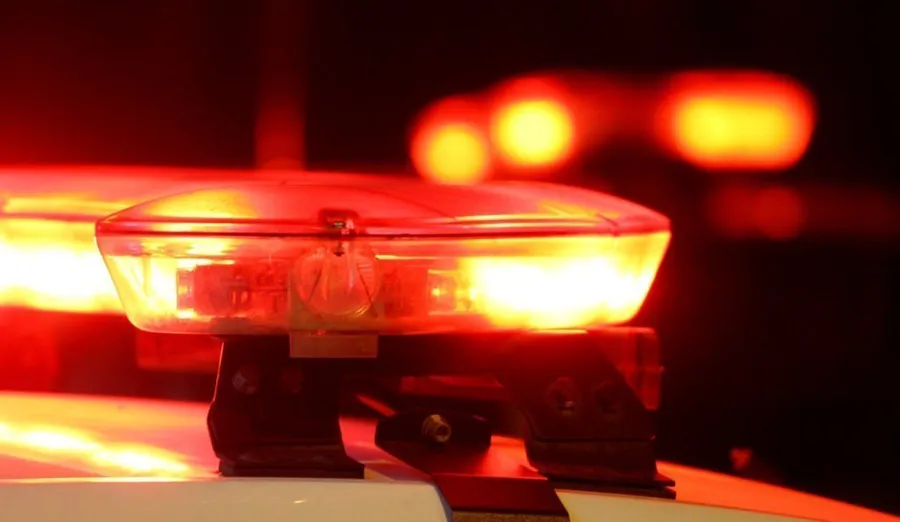 Homem é morto com quase 80 tiros em calçada de casa, em João Pessoa