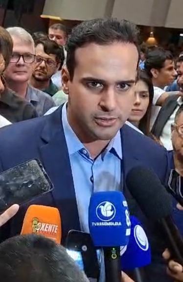 TRE-PB determina remoção de vídeo e vê indício de propaganda eleitoral antecipada de Lucas Ribeiro