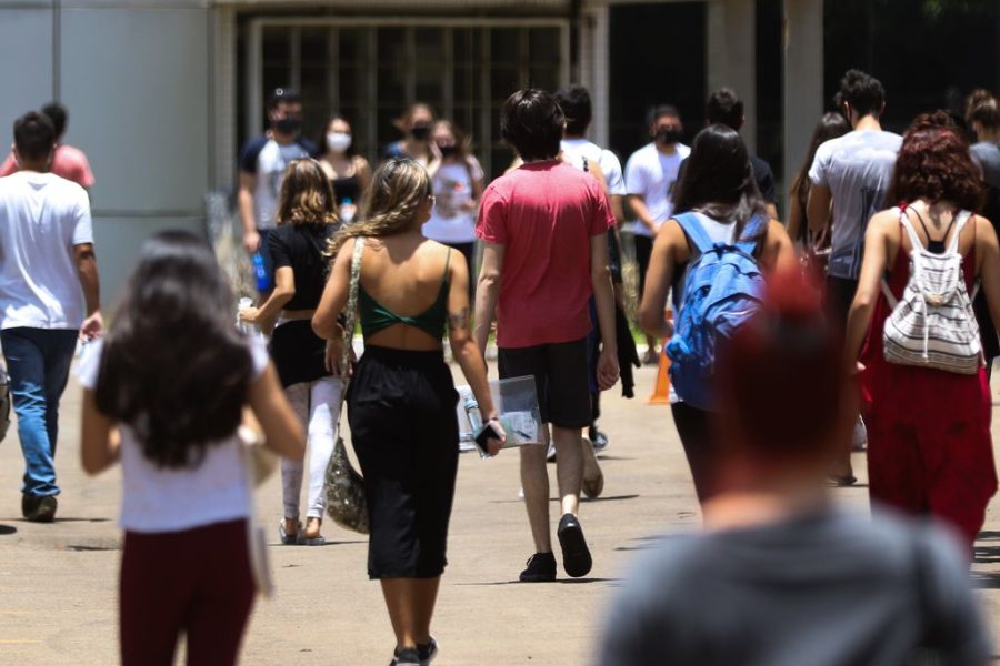 Estudantes de todo Brasil, fazem o segundo dia de prova do Enem (Exame Nacional do Ensino Médio
