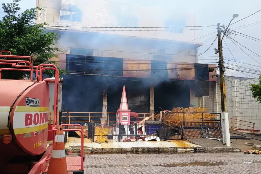 Incêndio em Pedras de Fogo: o que se sabe até agora