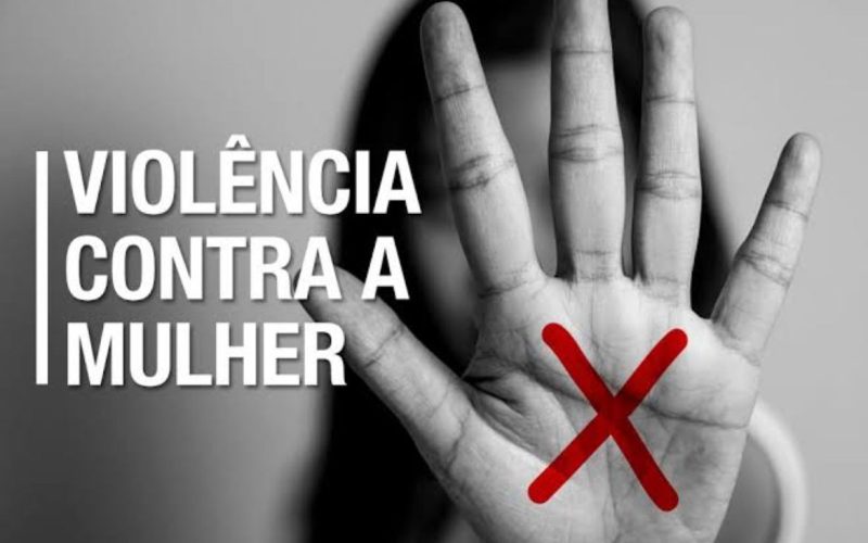 Substituir “mulher” por “pessoa que menstrua” é uma forma de misoginia moderna que ameaça direitos conquistados